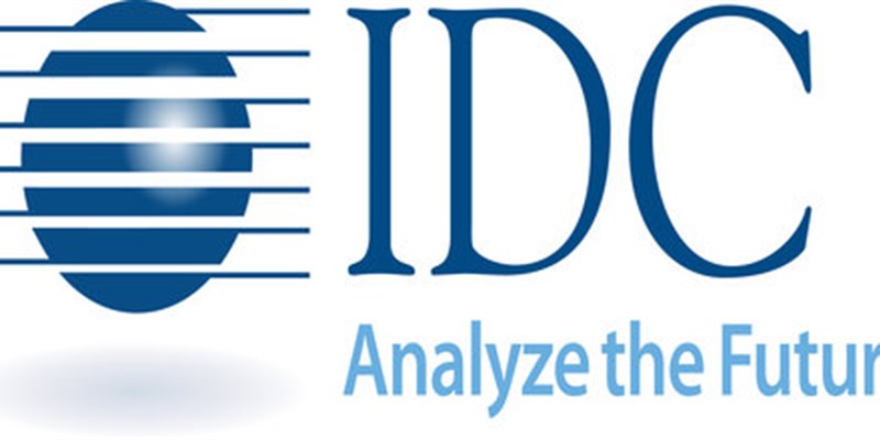 Cloud, Outsourcing and Data Transfers